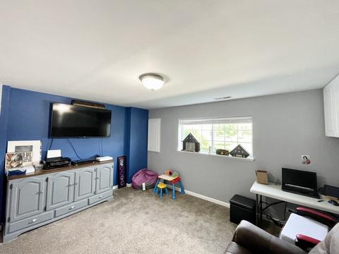 4000 Pompton Ct, Elgin, IL 60124 photo 24