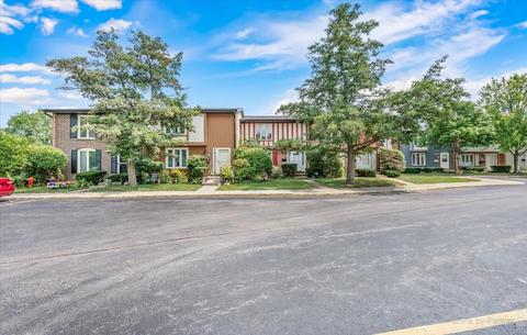 37 Cypress Sq, Elgin, IL 60123 photo 31