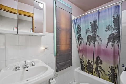 1052 S River Rd, Des Plaines, IL 60016 photo 6