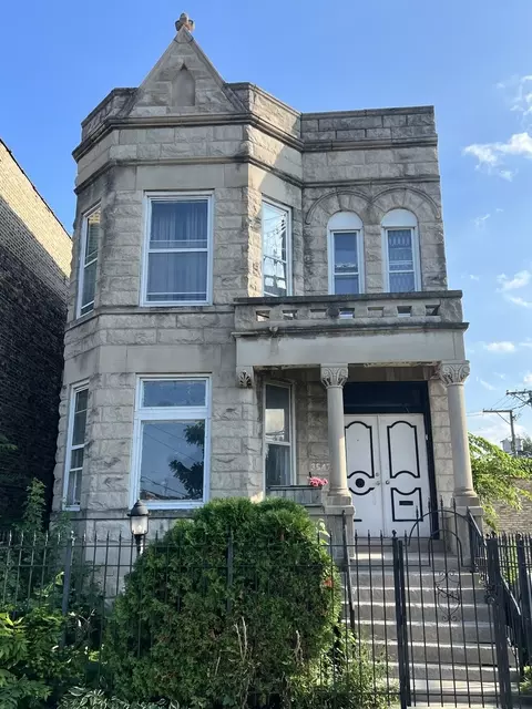 3547 W Van Buren St, Chicago, IL 60624
