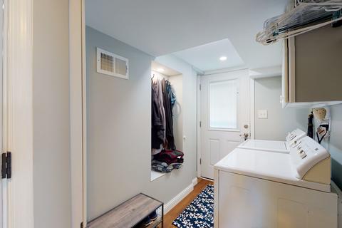 446 W Circle Dr, Addison, IL 60101 photo 10