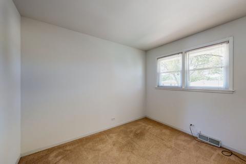 446 W Circle Dr, Addison, IL 60101 photo 21