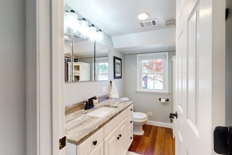 446 W Circle Dr, Addison, IL 60101 photo 7