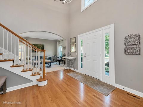 822 Ranch Rd, Wheaton, IL 60187 photo 3