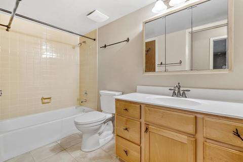 1127 Florimond Dr, Elgin, IL 60123 photo 11