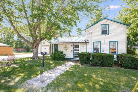 526 E Main St, Plano, IL 60545 photo 2