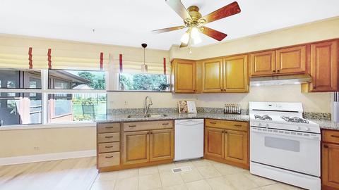 921 Aurora Way, Wheaton, IL 60189 photo 8
