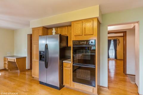 5240 Birch Bark Dr, Hoffman Estates, IL 60192 photo 12