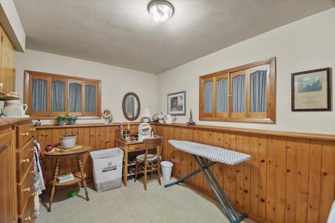 309 E Washington St, Philo, IL 61864 photo 22