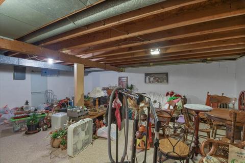 309 E Washington St, Philo, IL 61864 photo 25