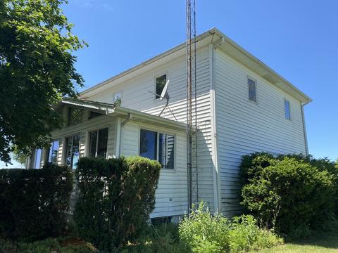 1366 E 800n Rd, Melvin, IL 60952 photo 2