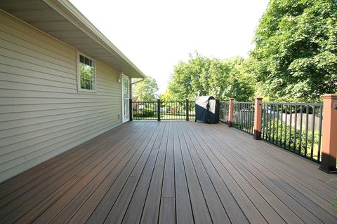1420 Michael Dr, Pecatonica, IL 61063 photo 5