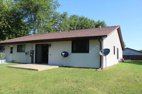 505 Jenkran St #1, Morrison, IL 61270 photo 3