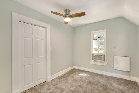495 Laurel St, Elgin, IL 60120 photo 19