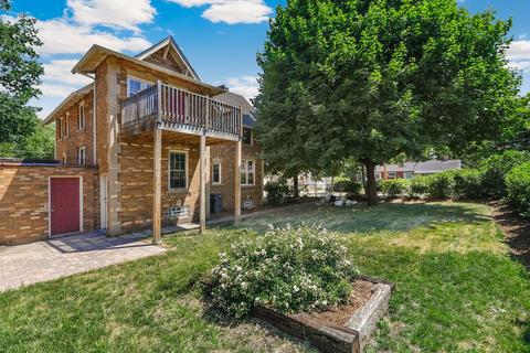 495 Laurel St, Elgin, IL 60120 photo 33