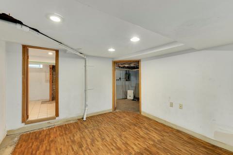 495 Laurel St, Elgin, IL 60120 photo 27
