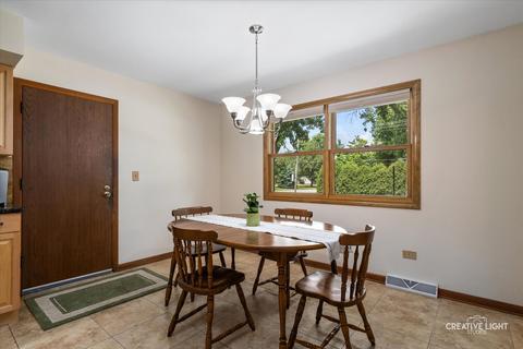 2275 South St, Elgin, IL 60123 photo 9