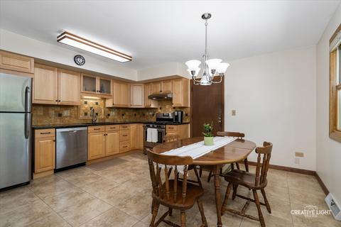 2275 South St, Elgin, IL 60123 photo 8