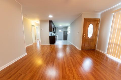 668 N Wayne Pl, Wheeling, IL 60090 photo 11