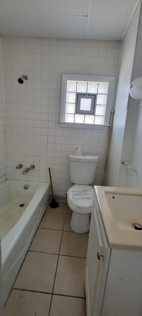 538 W Root St, Chicago, IL 60609 photo 9