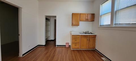 538 W Root St, Chicago, IL 60609 photo 4