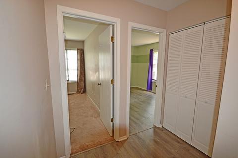 22 Creekside Cir #A, Elgin, IL 60123 photo 10