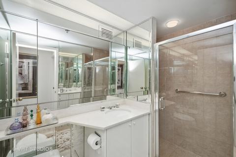 100 E Huron St #3603, Chicago, IL 60611 photo 12