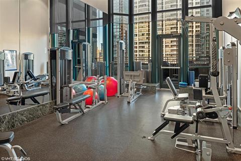 100 E Huron St #3603, Chicago, IL 60611 photo 17