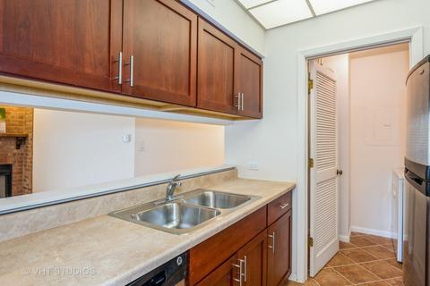 324 Grissom Ct, Hoffman Estates, IL 60169 photo 5