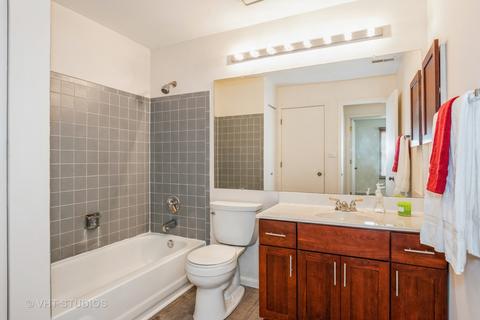 324 Grissom Ct, Hoffman Estates, IL 60169 photo 7