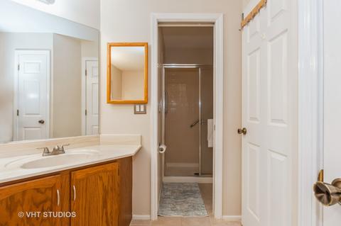 1618 Hadley Ct #D1, Wheeling, IL 60090 photo 14