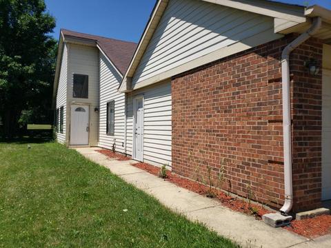 1017 Pheasant Run Ln, Aurora, IL 60504 photo 2