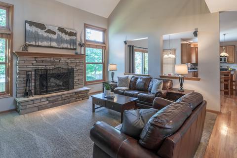 2569 Needham Ct, Aurora, IL 60503 photo 4
