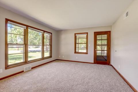 150 E River St, Rockton, IL 61072 photo 8