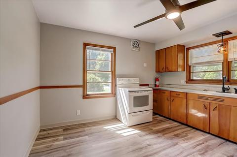 150 E River St, Rockton, IL 61072 photo 12