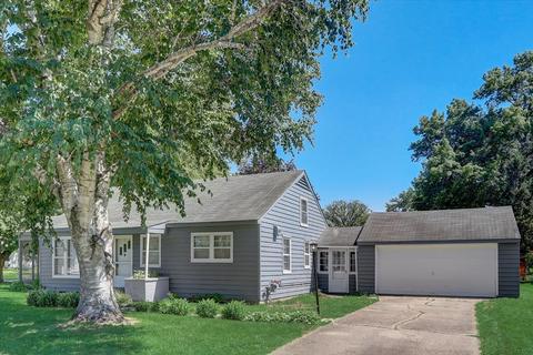 150 E River St, Rockton, IL 61072 photo 2