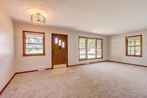 150 E River St, Rockton, IL 61072 photo 6