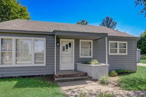 150 E River St, Rockton, IL 61072 photo 4