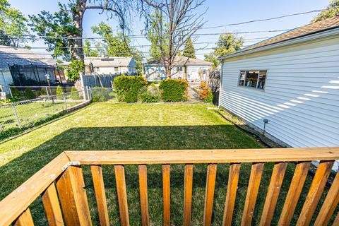 2313 Cedar St, Des Plaines, IL 60018 photo 20