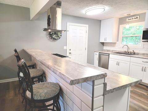 114 S Main St, Mclean, IL 61754 photo 15