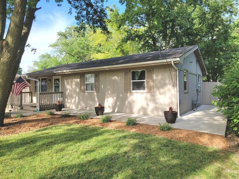 114 S Main St, Mclean, IL 61754 photo 4
