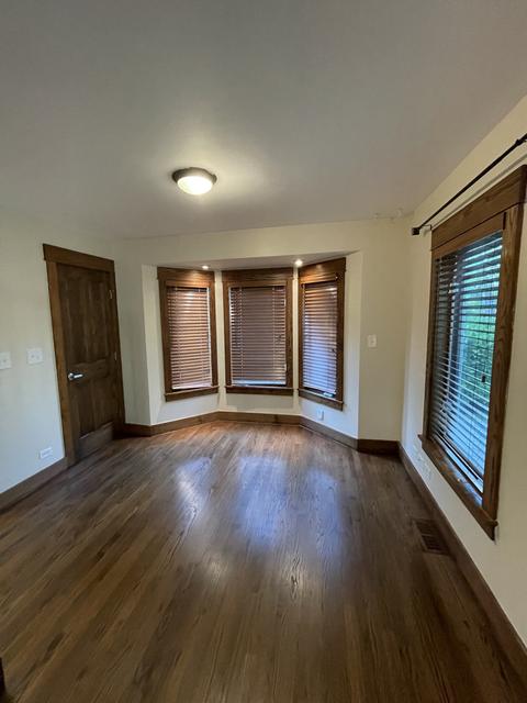 754 S Spring Rd, Elmhurst, IL 60126 photo 4