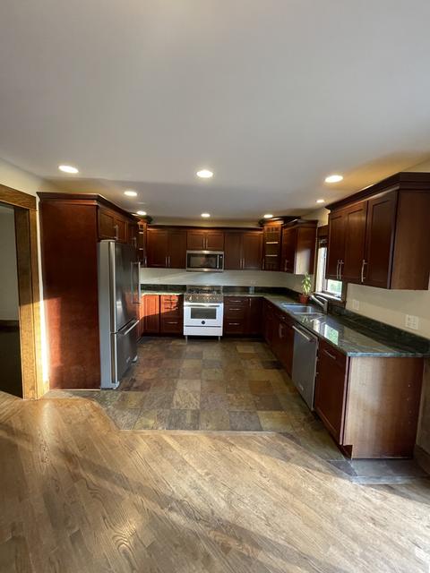 754 S Spring Rd, Elmhurst, IL 60126 photo 6