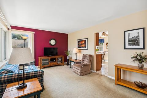 3609 Kingfisher Ln, Rolling Meadows, IL 60008 photo 4
