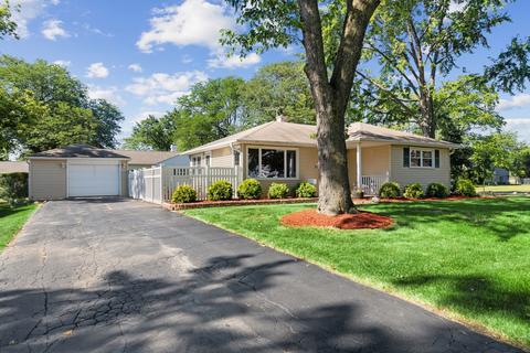3609 Kingfisher Ln, Rolling Meadows, IL 60008 photo 2