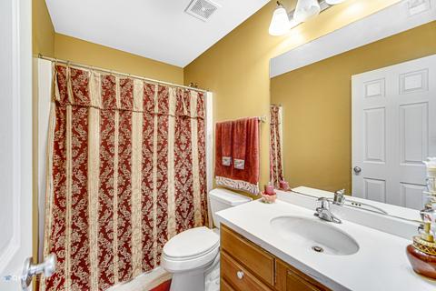 318 Monument Rd, Elgin, IL 60124 photo 22