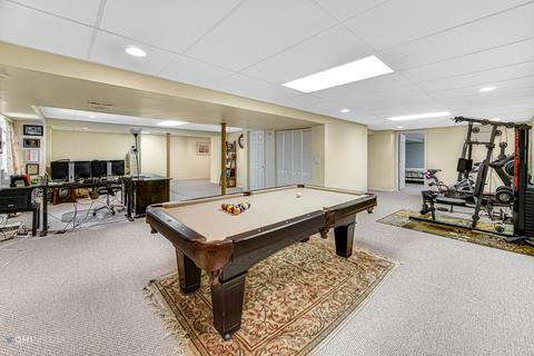 318 Monument Rd, Elgin, IL 60124 photo 24