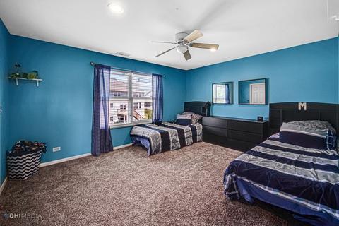 318 Monument Rd, Elgin, IL 60124 photo 19