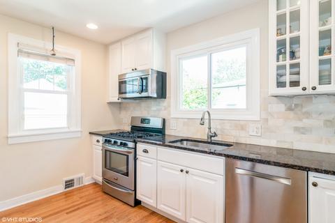 528 Selborne Rd, Riverside, IL 60546 photo 6