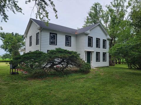 6663 E Flagg Rd, Ashton, IL 61006 photo 1